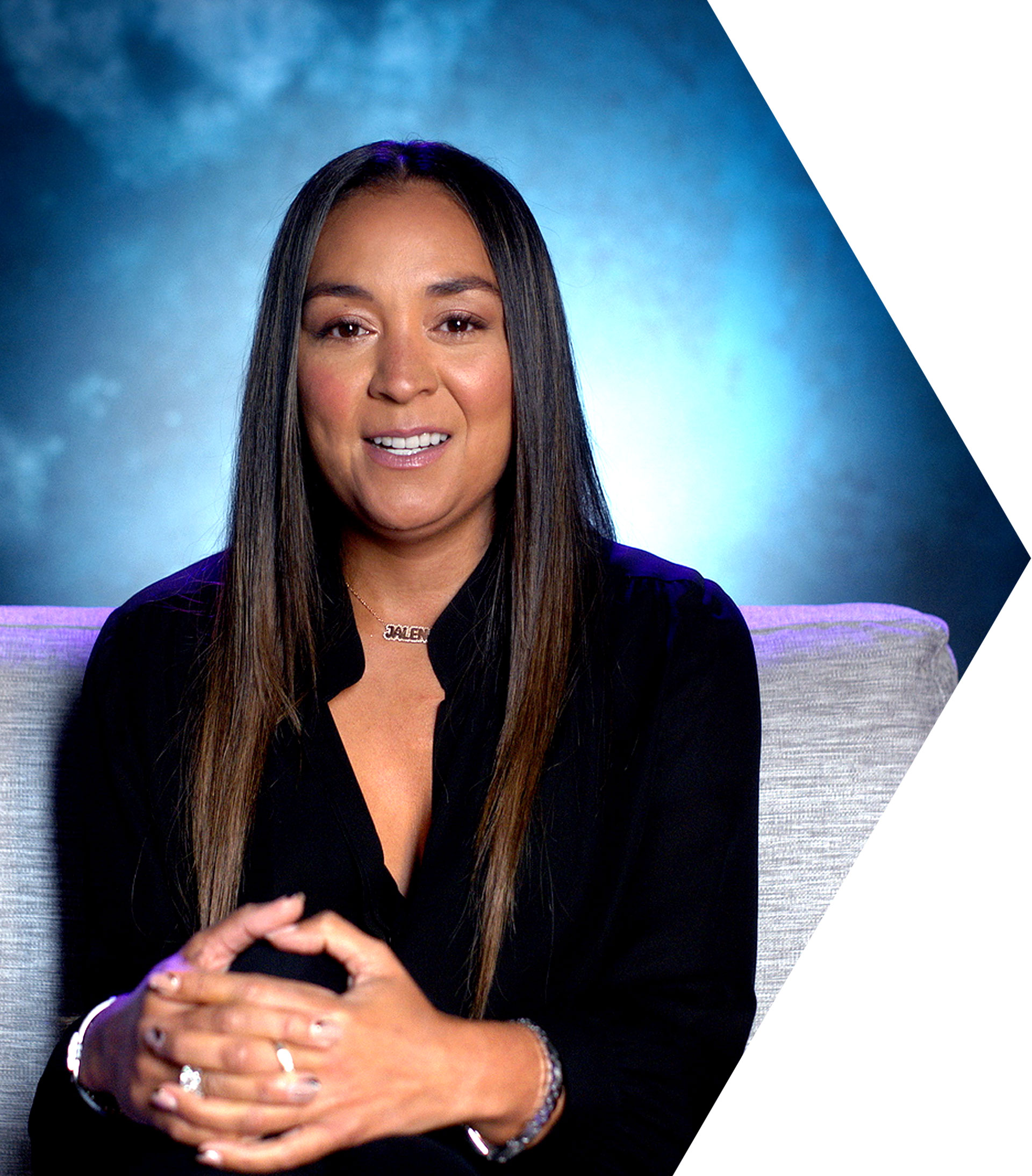 Sharlee Jeter speaking on women’s leadership, empowerment, and philanthropic success