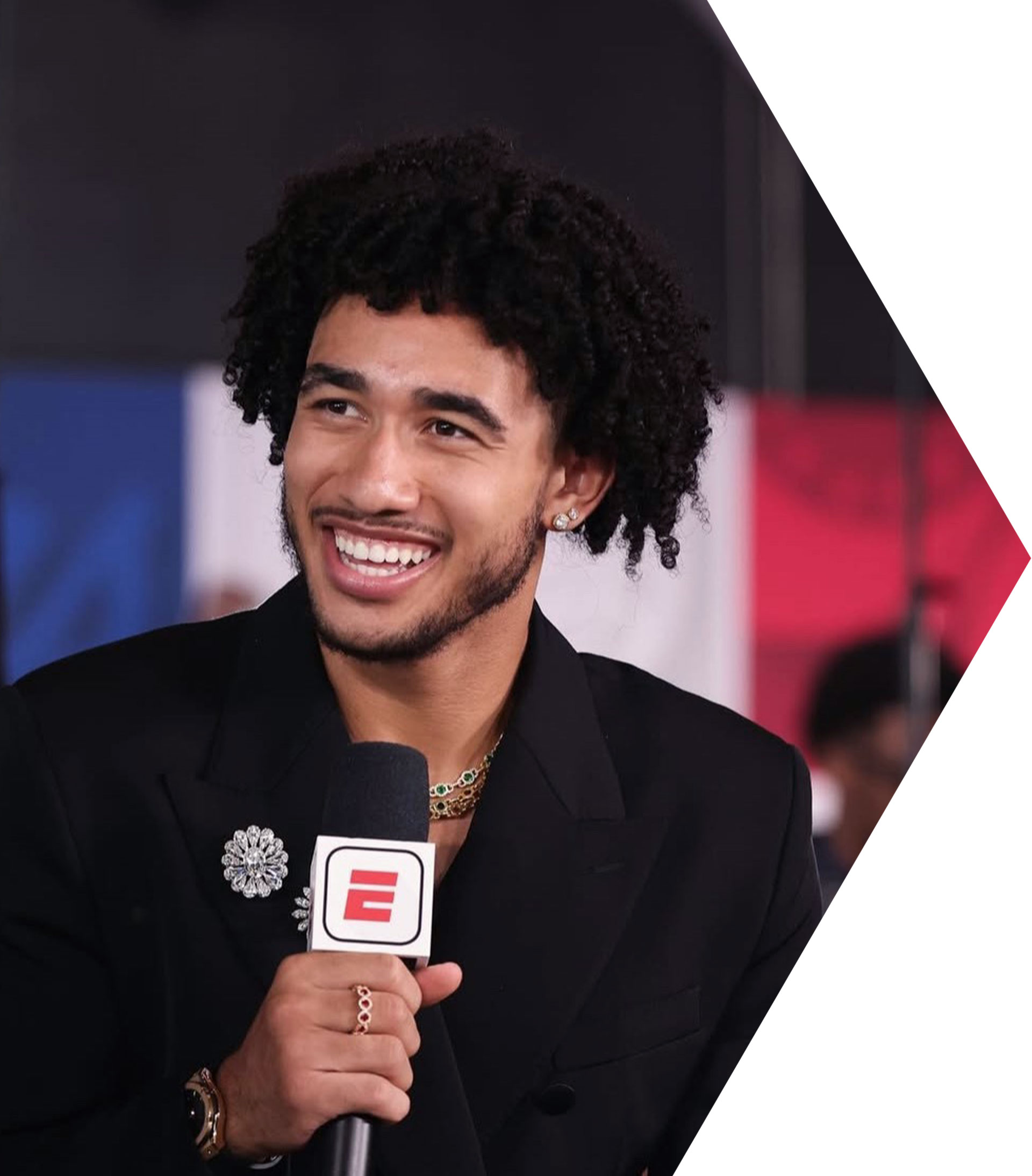 Jared McCain inspiring audience with story of resilience, self-belief, and success in basketball