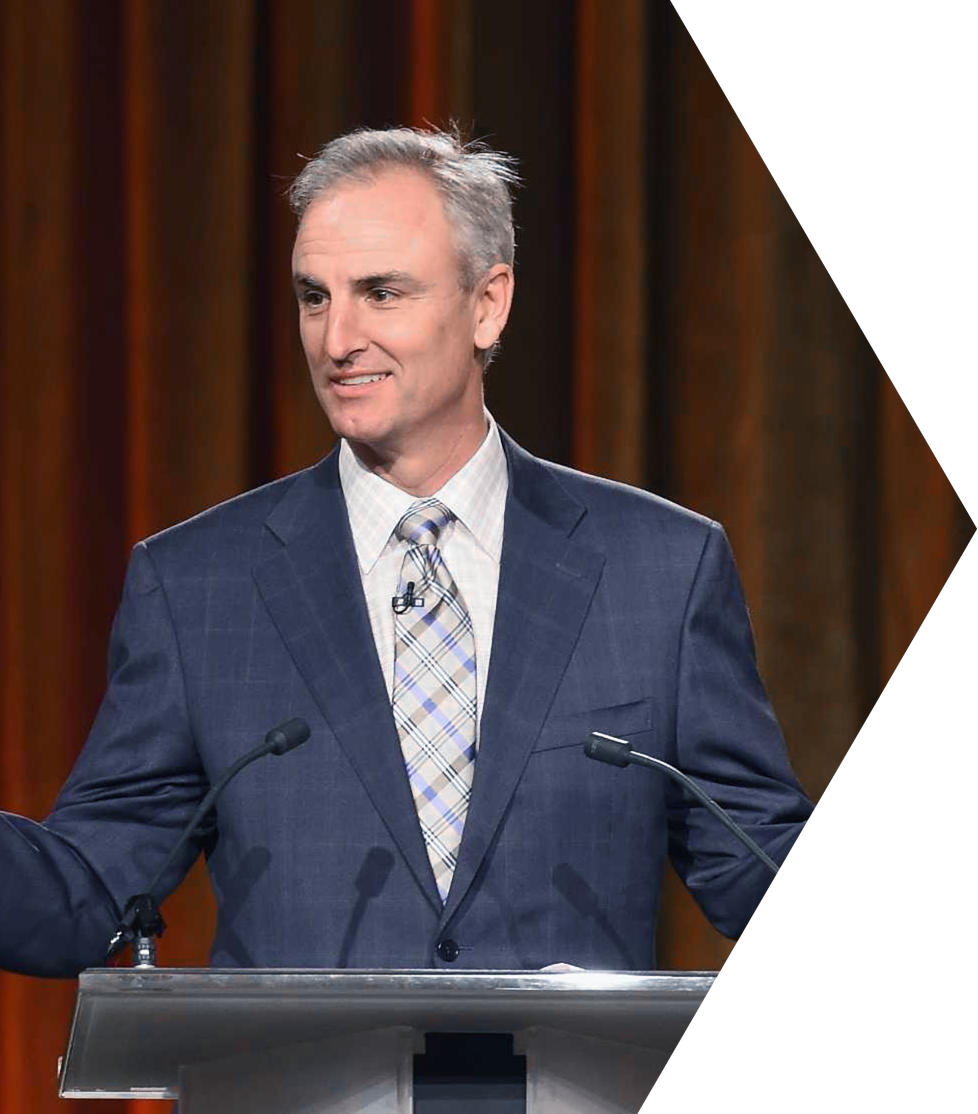 Trey Wingo delivering keynote on leadership, communication, and connecting with audiences
